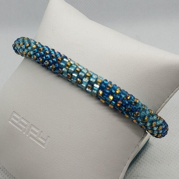 NWT 3 Strands Blue & Gold Colored Beaded Bracelet - Picture 3 of 5